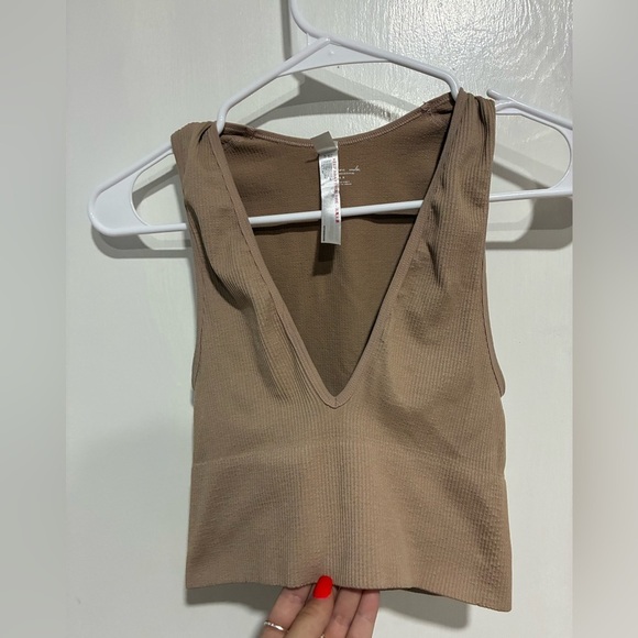 Urban Outfitters Out From Under Brown V-Neck Tank Top Size M - Picture 1 of 3